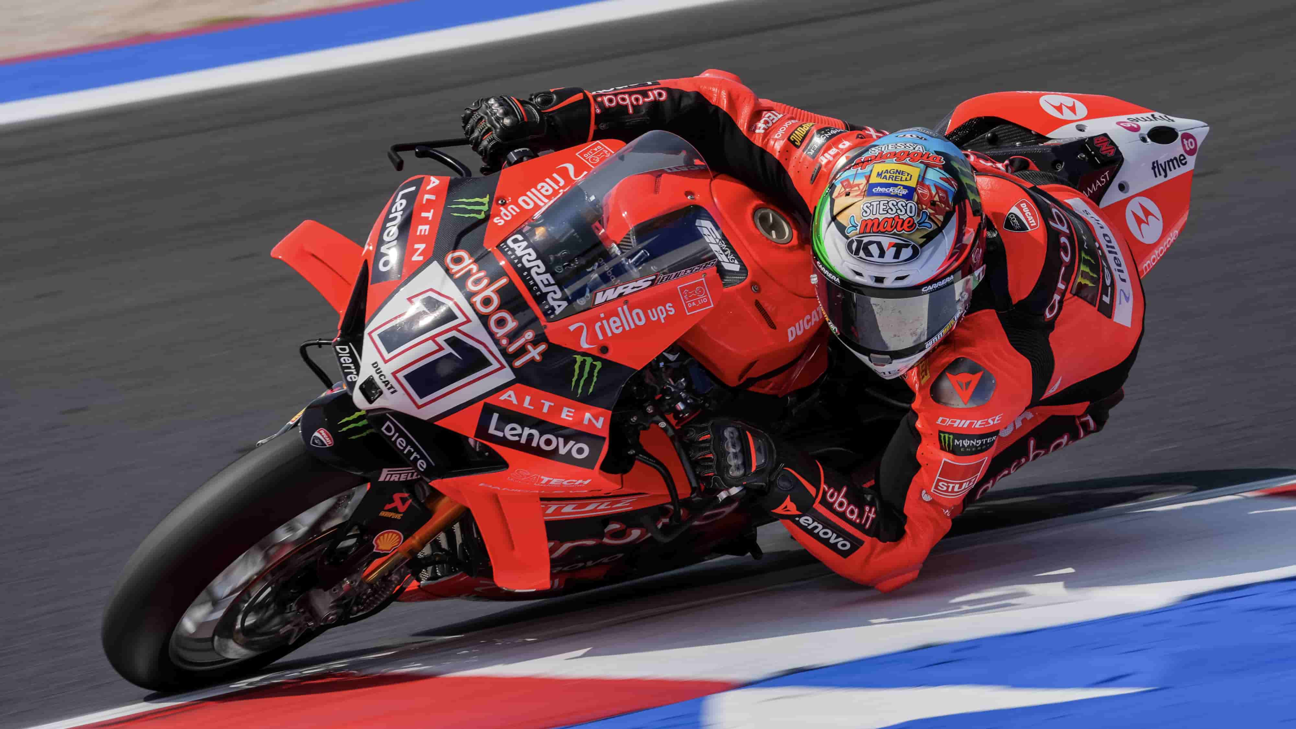 WSBK en Misano: Razgatlioglu y Bulega lideran el viernes