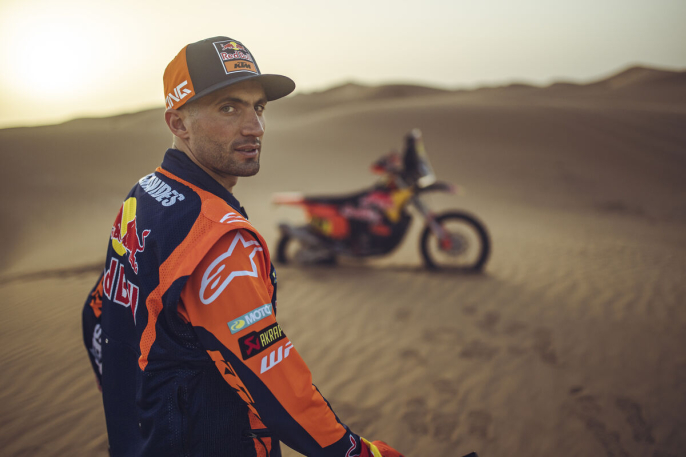 Kevin Benavides anunció su retiro del motociclismo