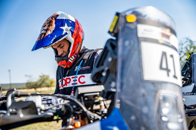 Ruy Barbosa: “Quiero terminar y hacer historia en el Dakar"
