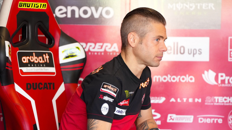 WSBK: Bautista queda libre de Ducati pero no se retira