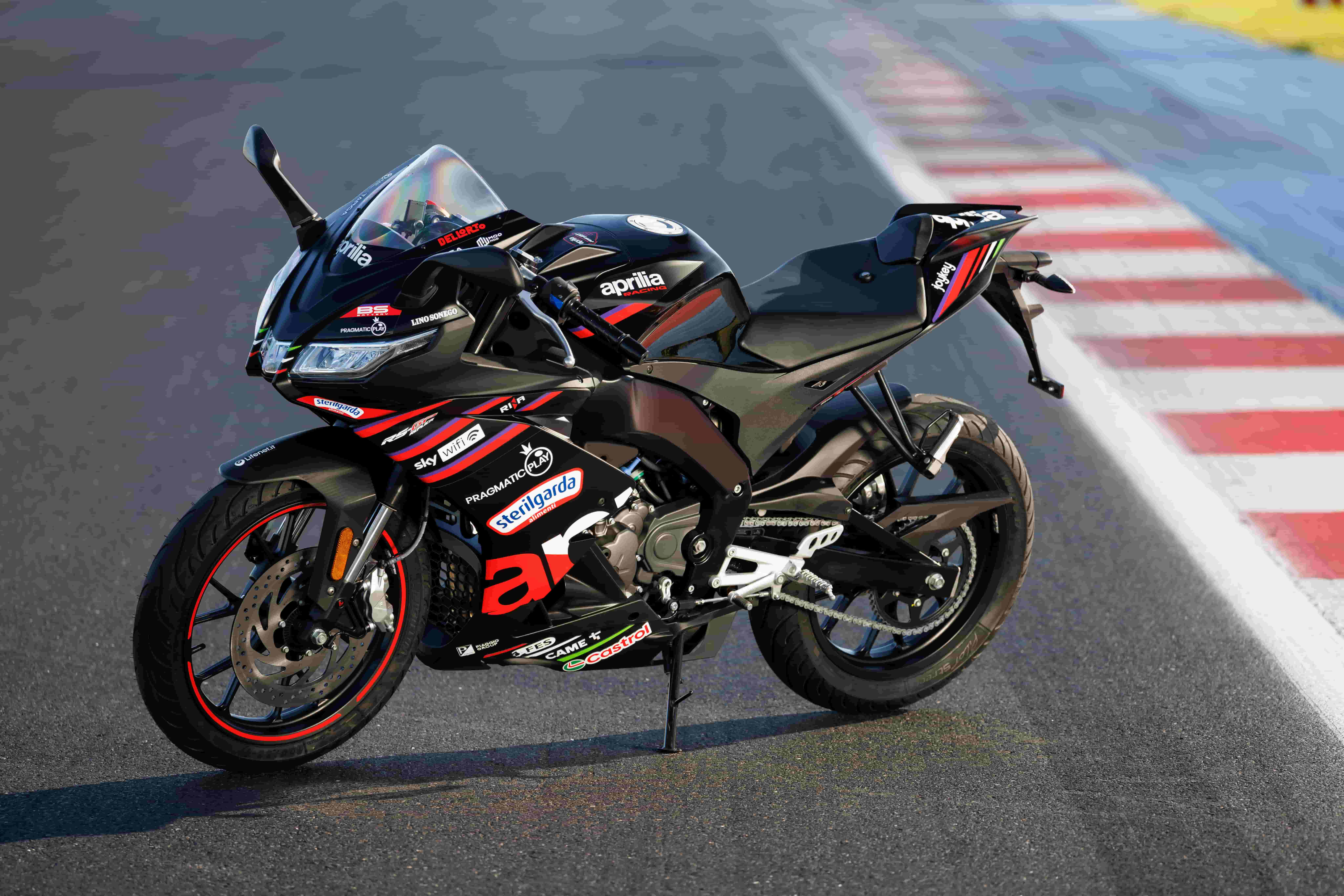 Nueva réplica de la Aprilia RS 125 GP