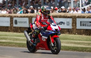 Honda Fireblade: ¿una deportiva con motor V4?