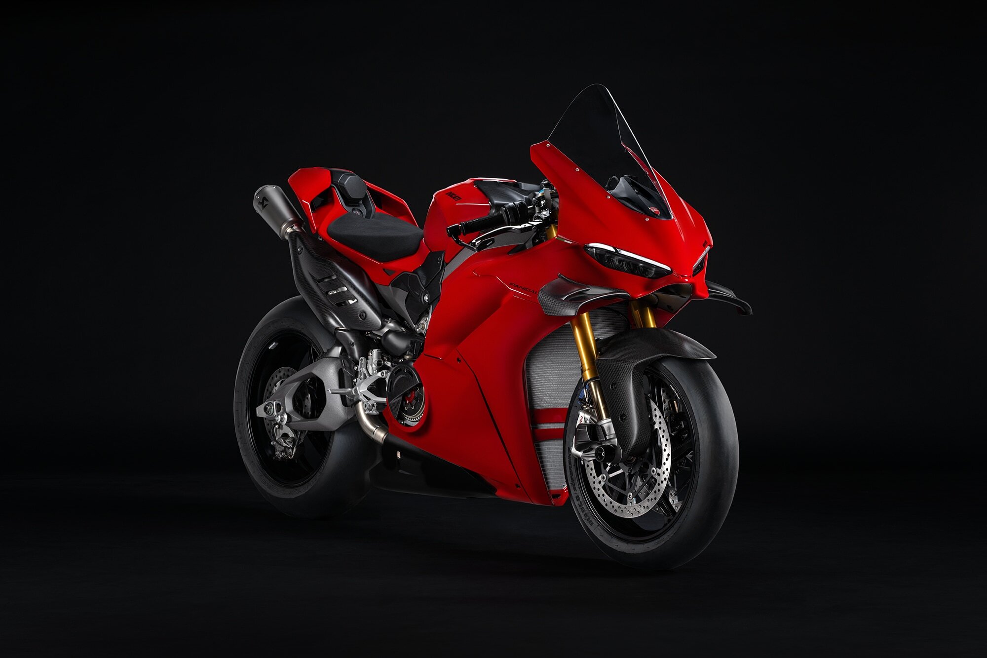 Listas para la pista: las Panigale V4 y V2 con accesorios Ducati Performance