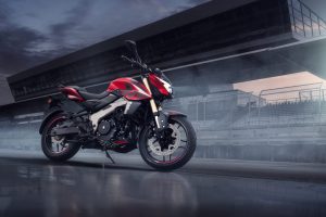 La Bajaj Rouser NS400 Z llega para sacudir el mercado argentino