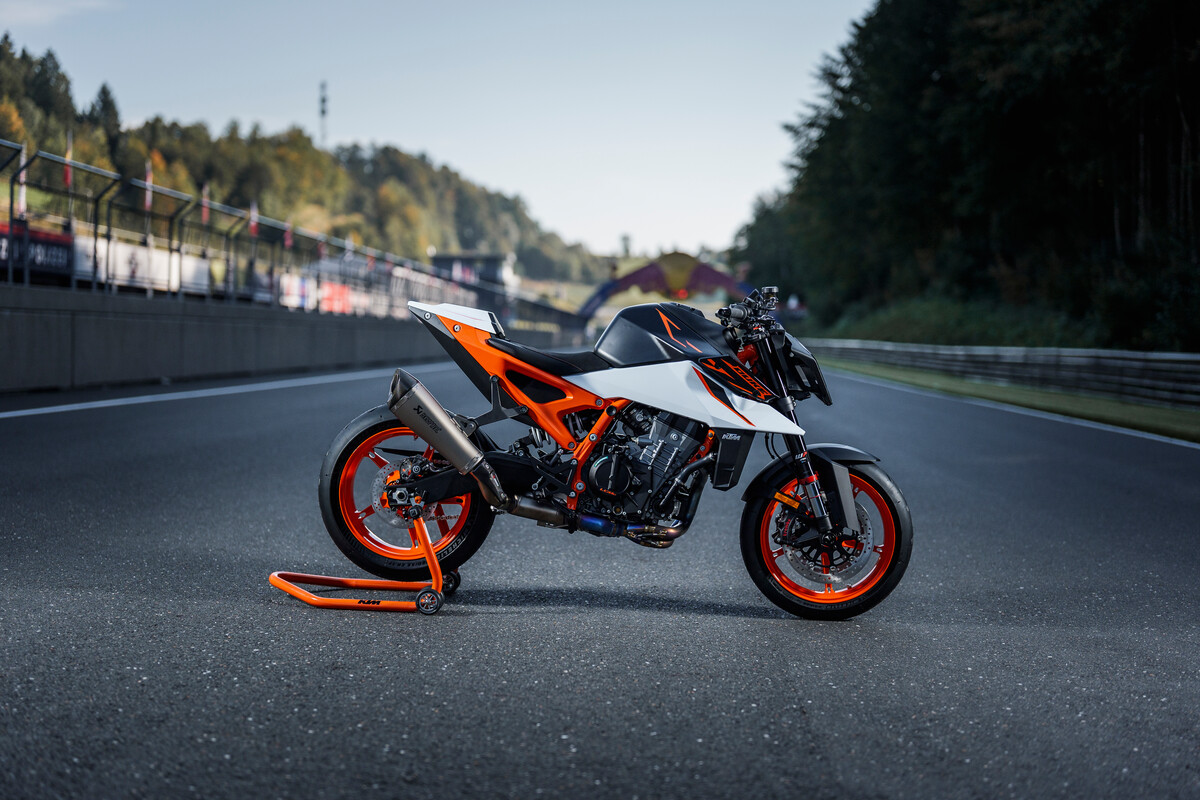 KTM publicó las fechas de llegada de sus modelos Street y Adventure