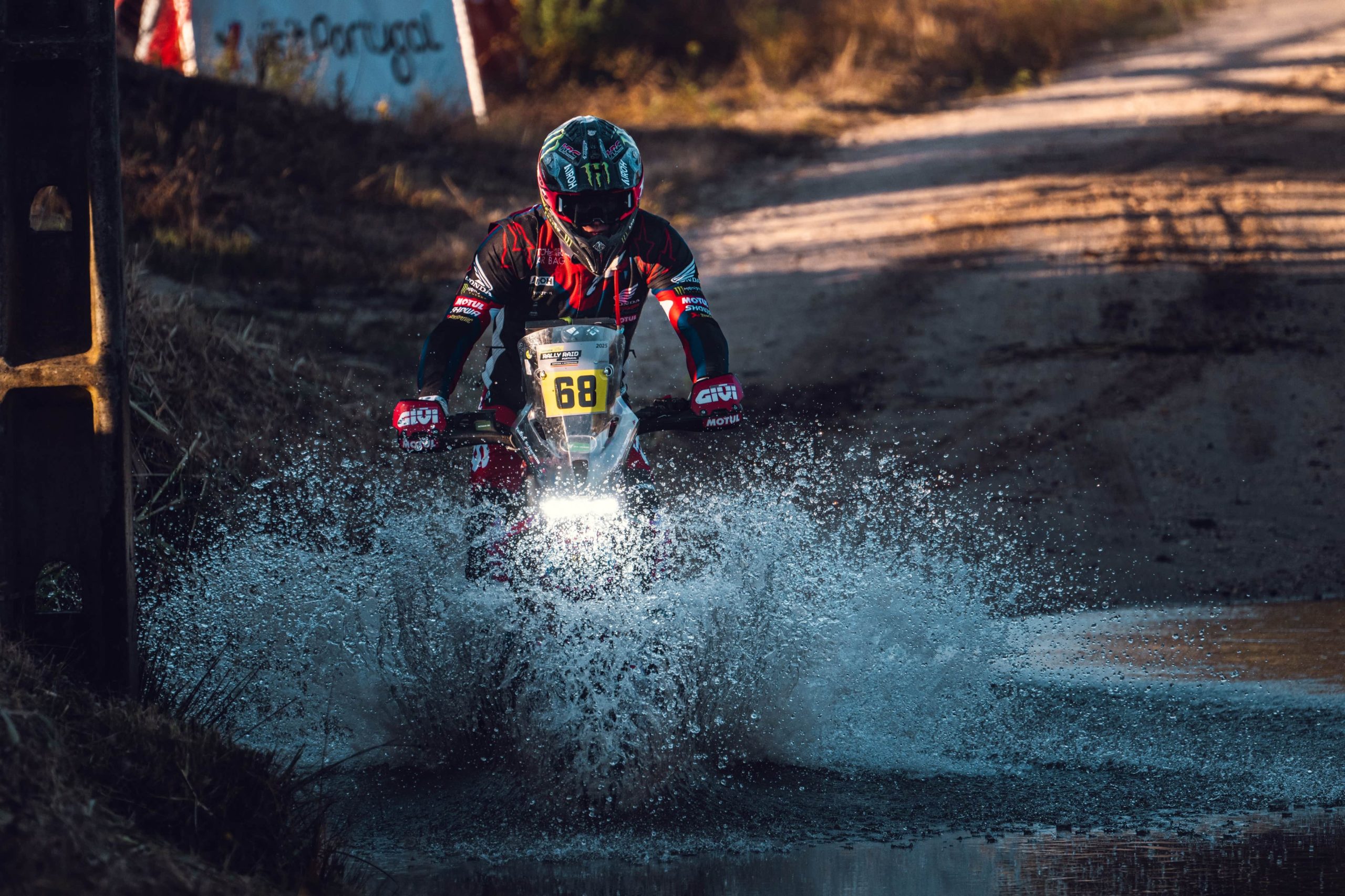 Rally de Portugal Etapa 3: Tosha Schareina hace valer el factor local 1 Rally de Portugal Etapa 3: Tosha Schareina hace valer el factor local