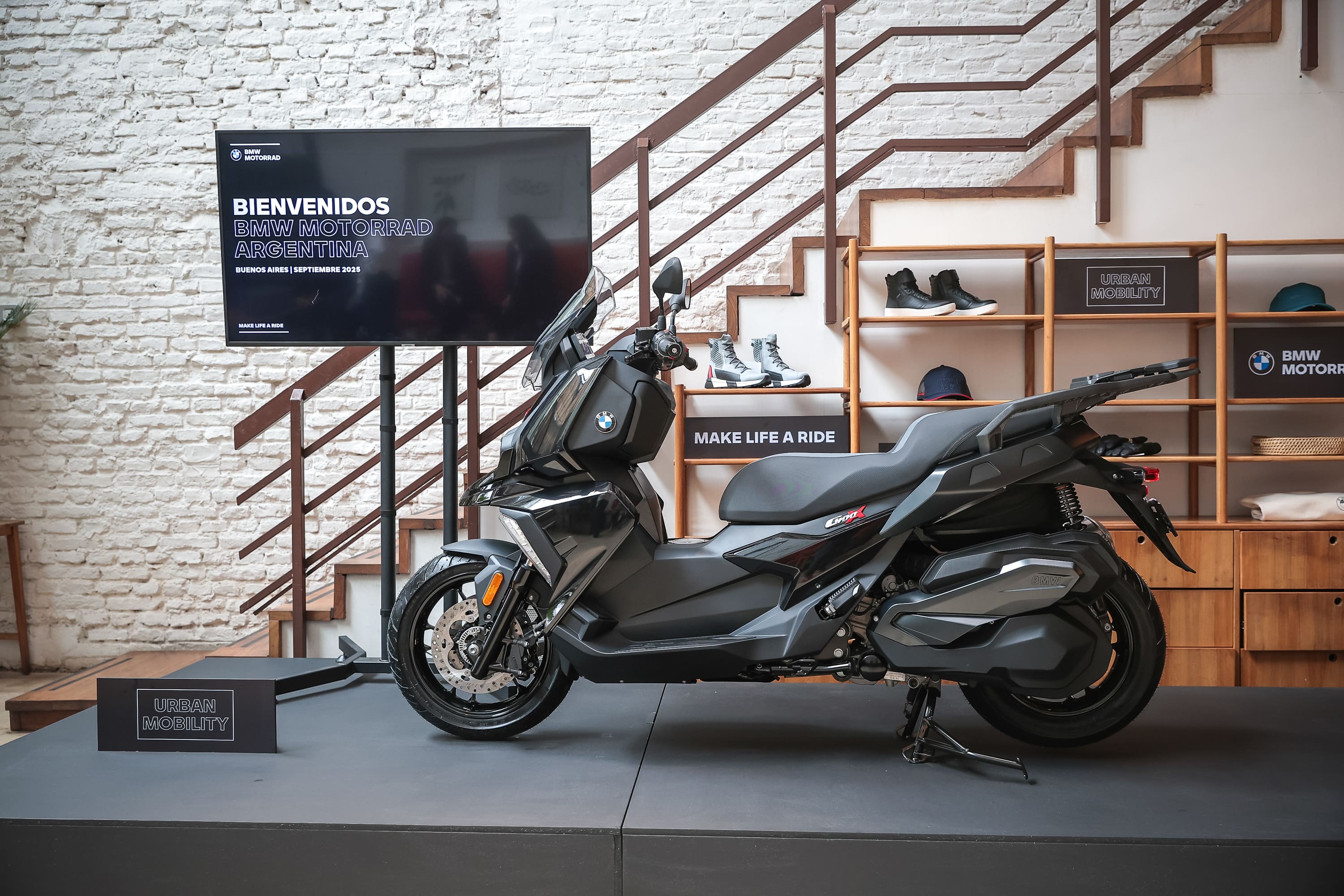 C 400 X: así es el nuevo scooter de BMW que llegó a Argentina