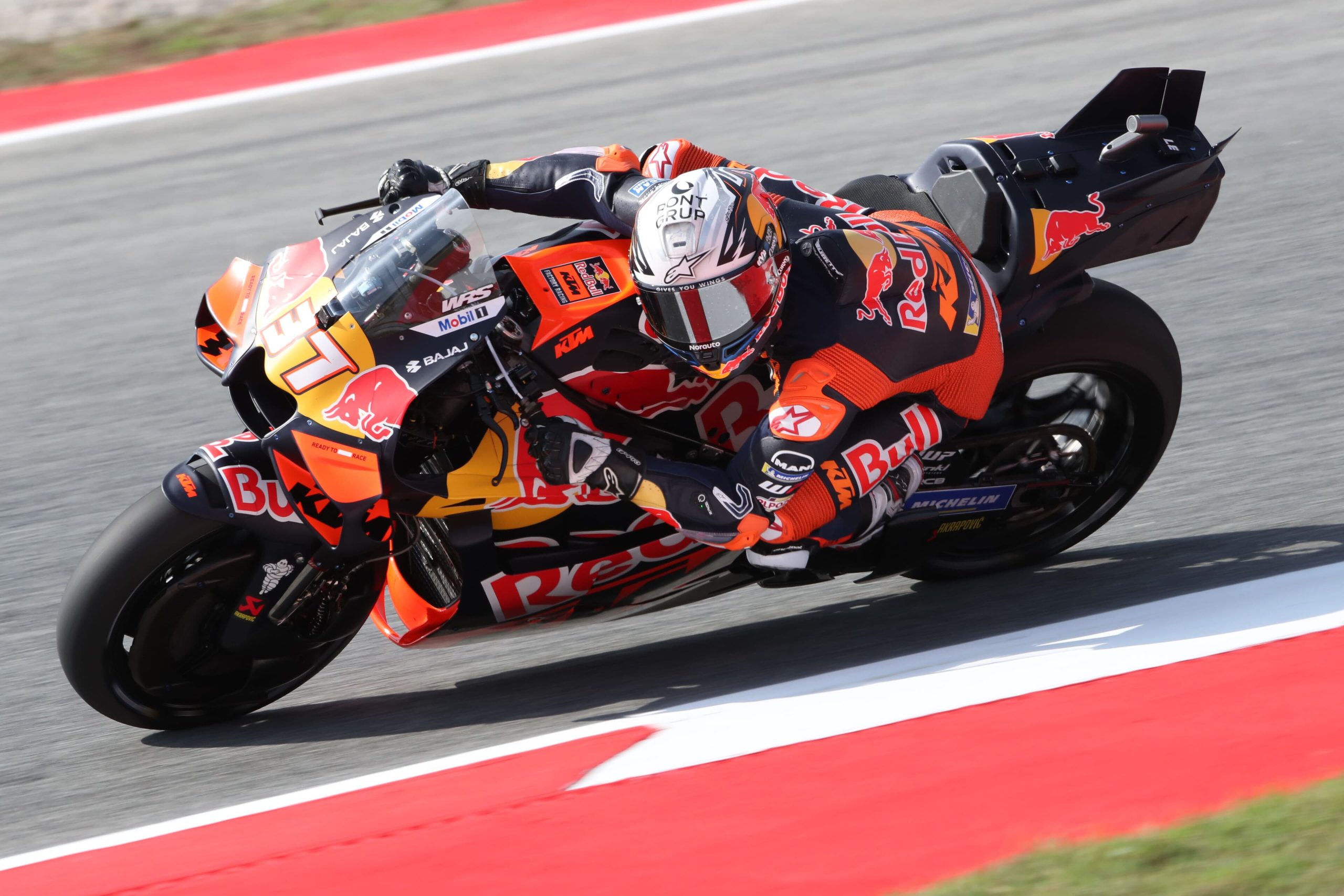 MotoGP en Catalunya: récord de Binder y doblete de KTM