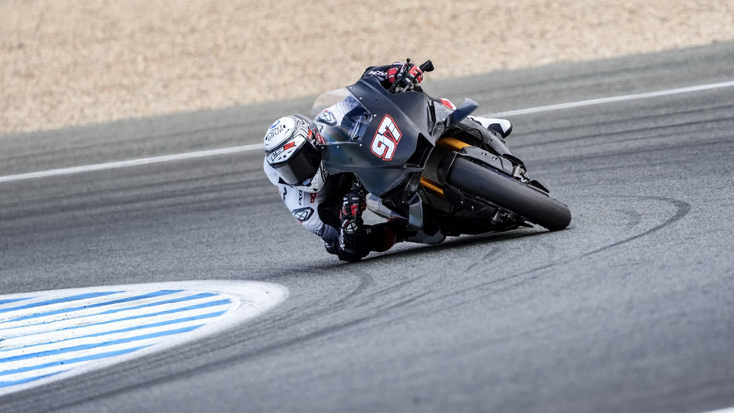 Pretemporada WSBK 2026: Bulega dominó el primer día