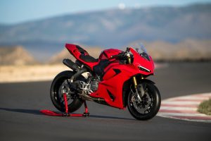 Las Ducati Panigale V2 y Streetfighter V2 ya aterrizaron en Argentina