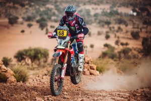 Rally de Marruecos 2025 Etapa 2: Schareina frena a Sanders
