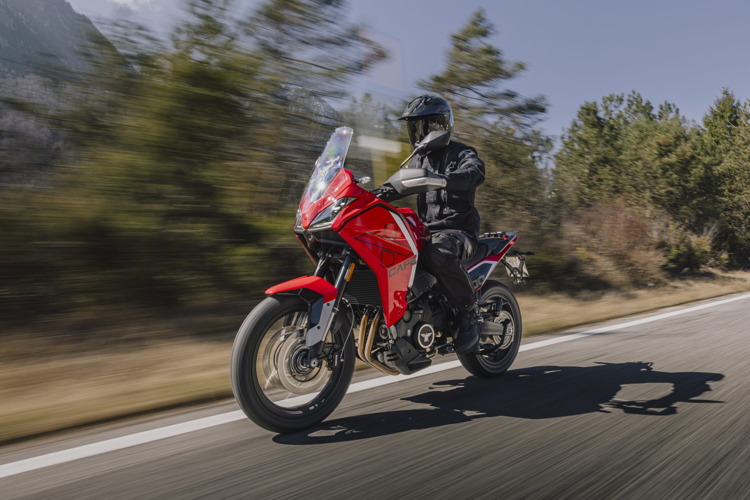 Moto Morini X Cape 700 acción