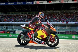 Triumph vuelve sostenible al Moto2