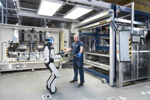 BMW utilizará robots humanoides en su fabrica europea