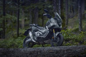 Honda X-ADV 2026: vuelve el scooter Adventure de elite