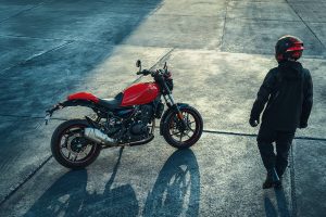 Royal Enfield Guerrilla 450 Apex: la fórmula refinada