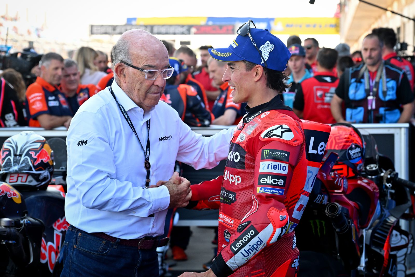 ¿Por qué sigue atrasada la renovación entre MotoGP y los equipos?