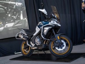 La CFMoto 700MT ADV llegó al mercado nacional