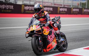 Pedro Acosta finaliza adelante en el viernes de MotoGP en Montmeló