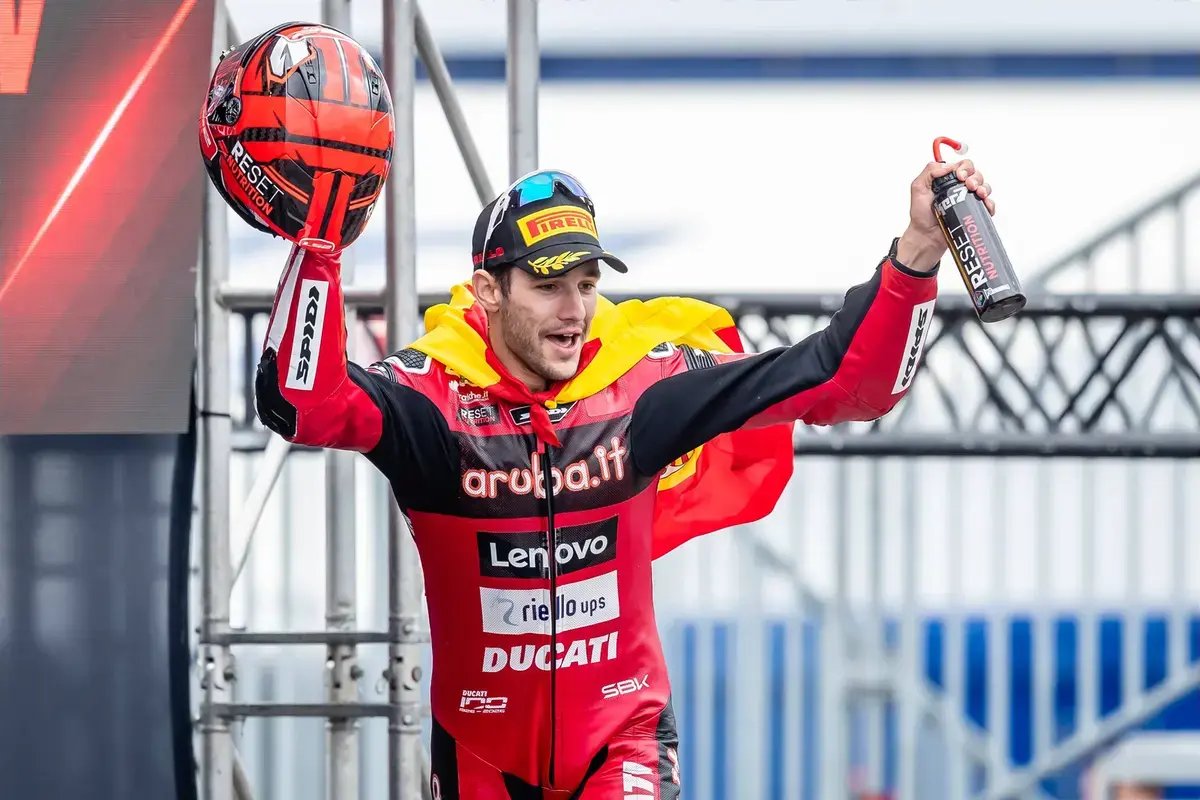Iker Lecuona: "Estuve a punto de volver a MotoGP y eso me afecto"