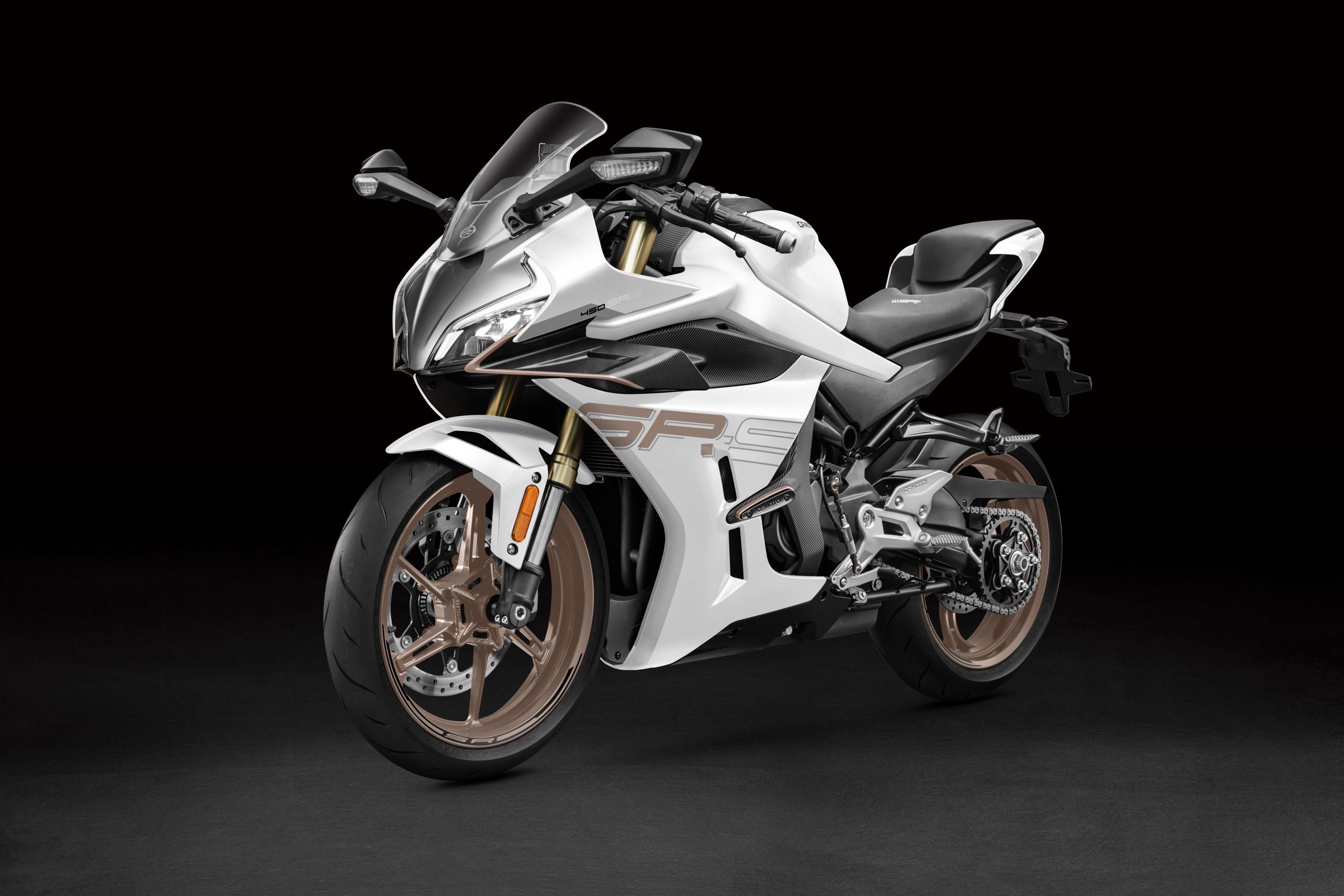 CFMoto presentó la 450SR-S en Argentina