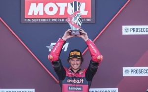 WSBK Donington 2026: la primera victoria de Lecuona, Bulega se regodea y Ducati es campeón de constructores