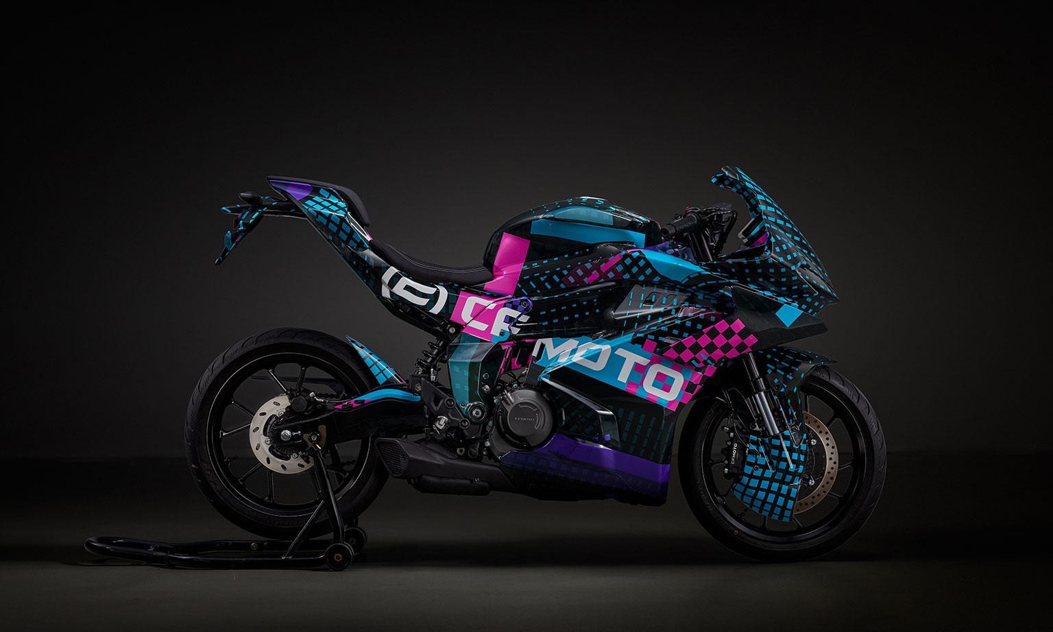 CFMoto va por otro segmento, así será su pequeña deportiva
