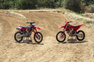 Ducati Desmo450 MX 2027: de novedad a evolución