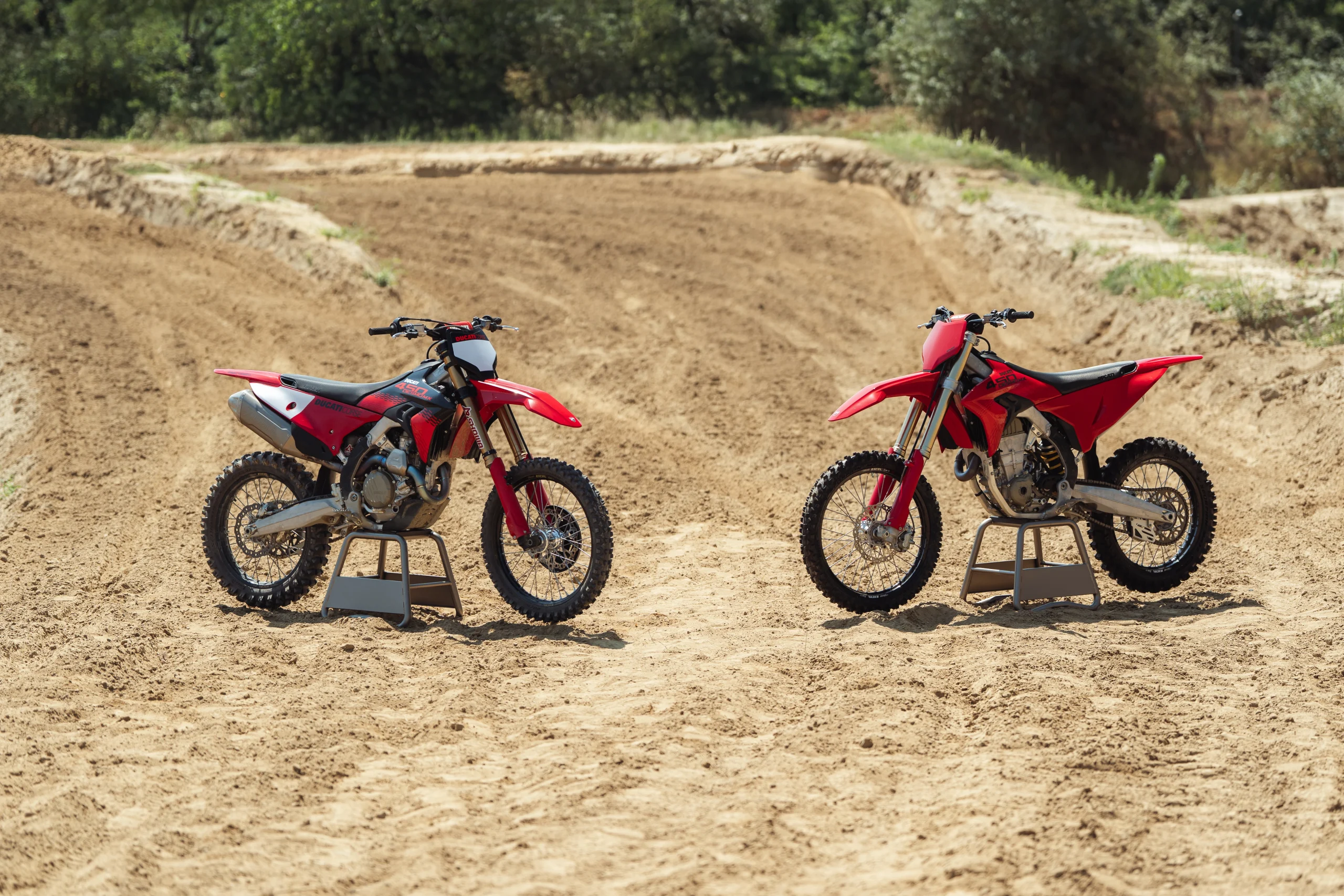 Ducati Desmo450 MX 2027: de novedad a evolución